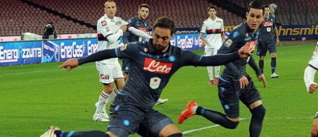 Napoli a invins Genoa, scor 2-1, in campionatul Italiei